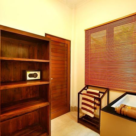 De Liza Villa Seminyak Beachside By Bali Asia Villa Exterior photo